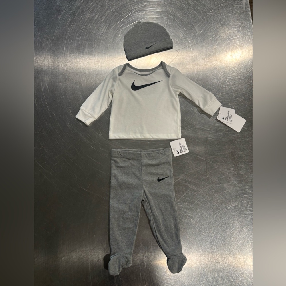 Nike Baby Outfit-3 Piece Set - Long Shirt,Dark Grey Heather Pants & Hat NWT 6M